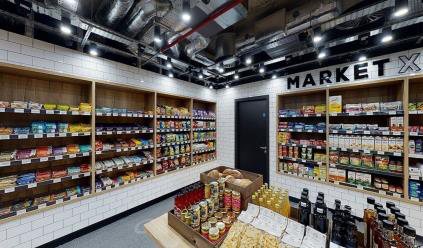 Autonomous frictionless-checkout market store interior